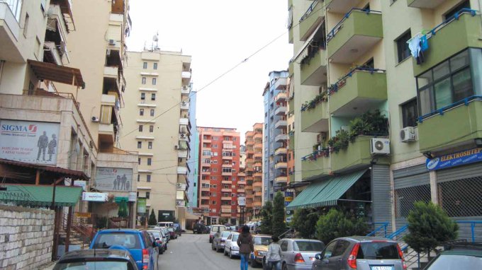 Shtyhet taksa e prones - UKT ende nuk ka nje lajmerim per qytetaret